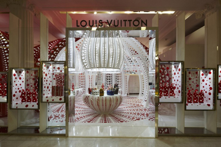 » Louis Vuitton at Selfridges by Yayoi Kusama, London
