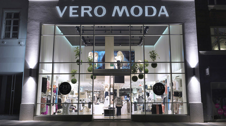 Vero Moda store by Riis Aarhus –