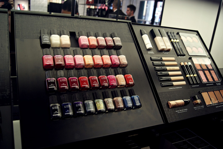 BEAUTY STORES! Chanel Beauty Pop-Up Shop, London