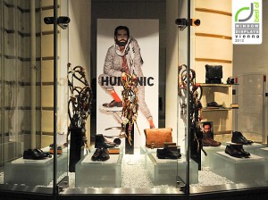 Window Display Human Figure » Humanic window displays Autumn 2012, Vienna