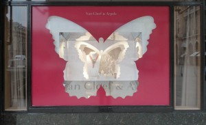 Van Clef Window » Van Cleef & Arpels poetic windows, Paris