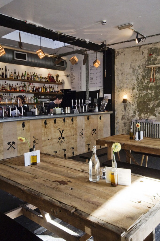 » LOWTECH DESIGN! East London Furniture exhibit at Dream Bags Jaguar Shoes, London