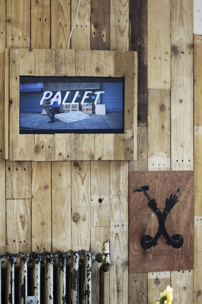 » LOWTECH DESIGN! East London Furniture exhibit at Dream Bags Jaguar