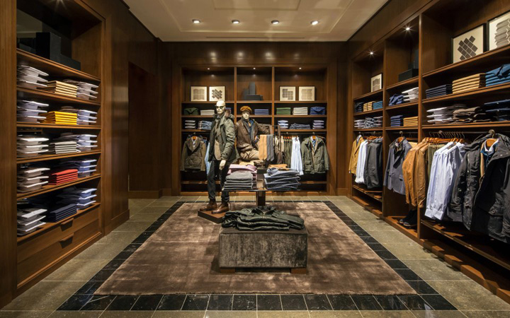 » Massimo Dutti store at Fifth Avenue, New York