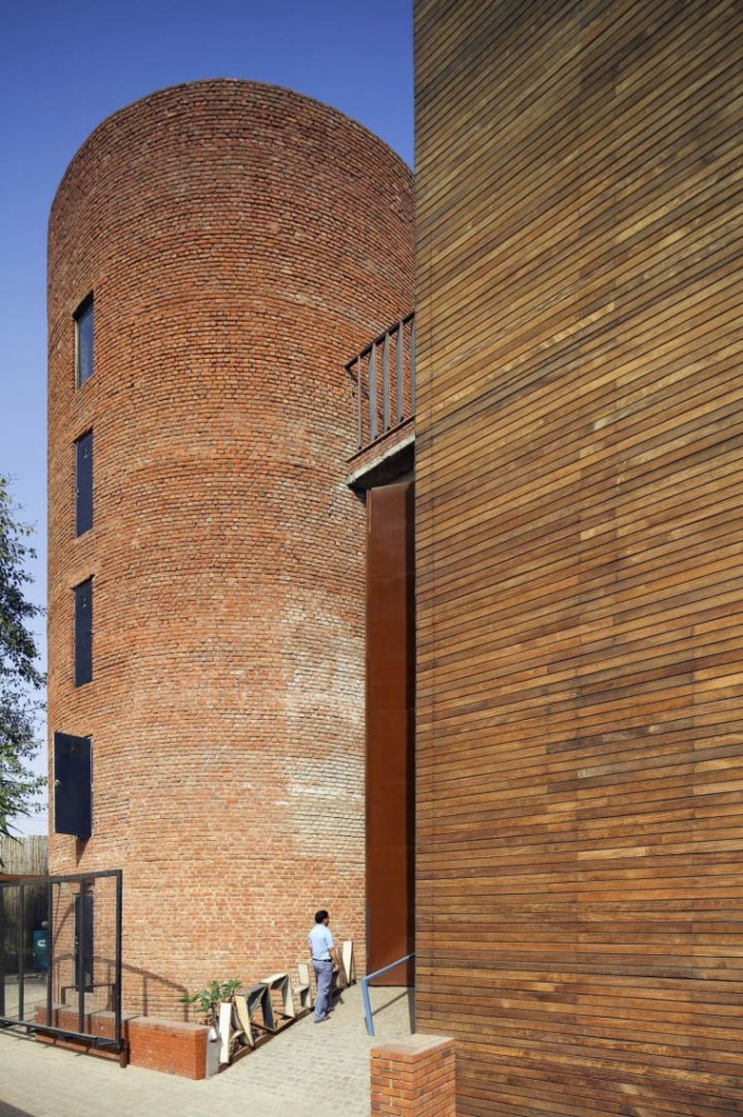 » c28c headquarters by Archohm Studio, Noida India