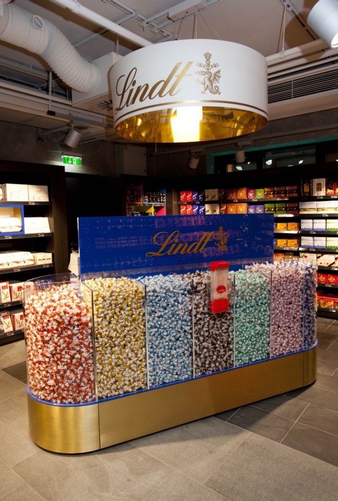 » MERKUR High market flagship store, Vienna