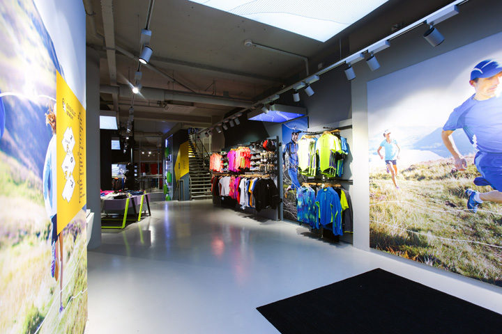 Bever Outdoor & Travel store by Storeage, Rotterdam