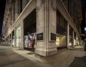 » Nike kinetic windows at Selfridges by …,staat, London