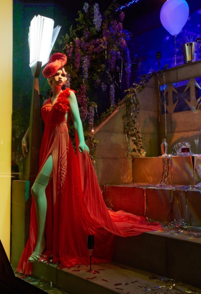 » The Great Gatsby windows at Harrods, London