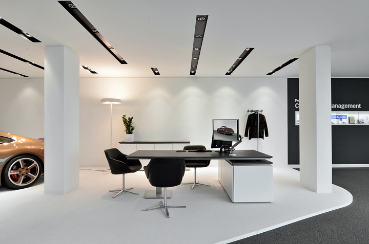 » Porsche showroom by The Store Designers®