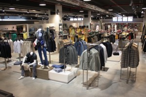 » IPERMODA FACTORY mega store by INSIDE, Pisa – Italy