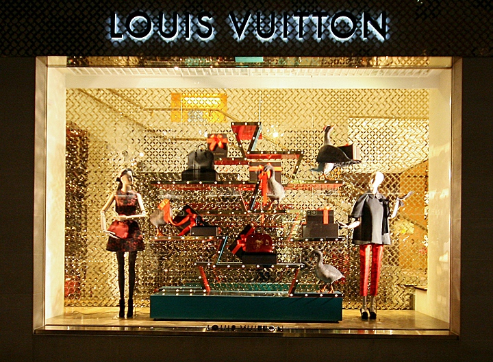 » Louis Vuitton windows 2013 Winter, London