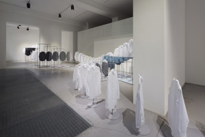» COS fashion brand installation by Nendo, Milan – Italy