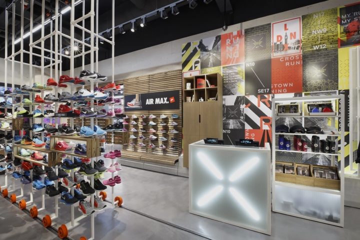 » Crosstown Running Nike store by Bearandbunny, London – UK