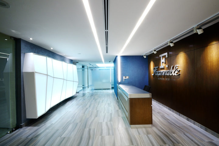 » Façonnable office and showroom by Bettis Tarazi Arquitectos, Panama ...