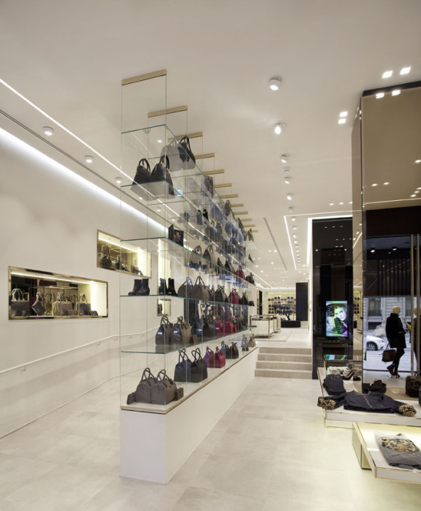» LIU•JO store by Christopher Goldman Ward, Madrid – Spain