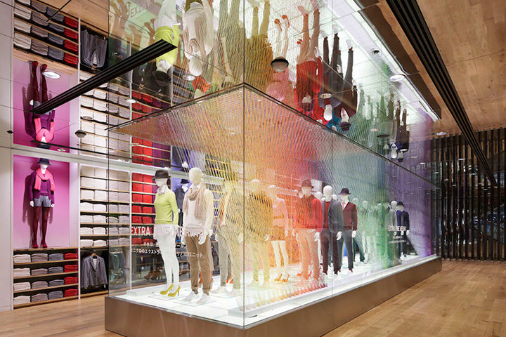 » Thin Thin Thin installation at UNIQLO by Emmanuelle Moureaux, Tokyo ...
