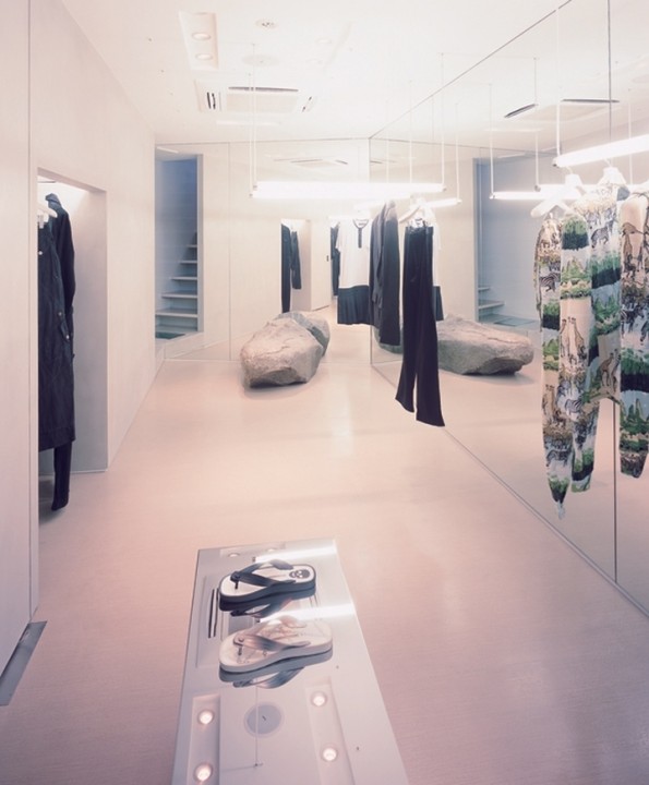 » Alexandre Herchcovitch store by Studio Arthur Casas, Tokyo – Japan