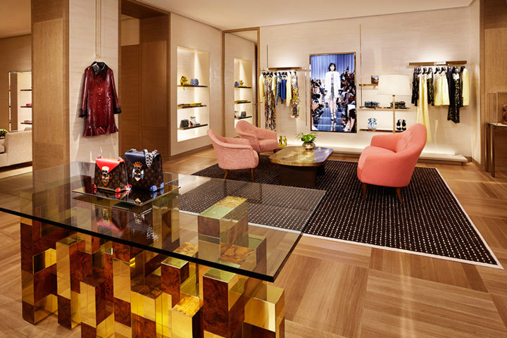 » Louis Vuitton store by Peter Marino, Paris – France