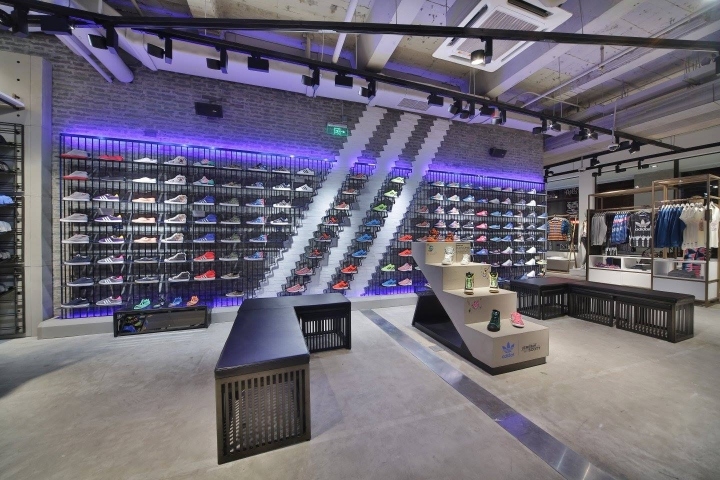 Adidas “NBHD” concept store, Berlin – Germany - América