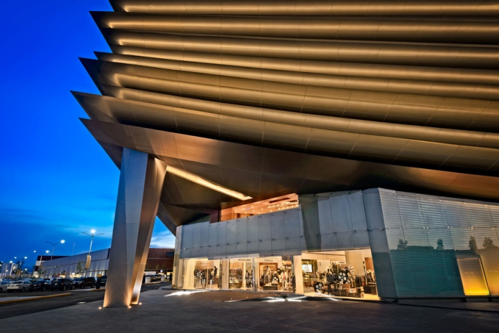 EL PALACIO DE HIERRO QUERETARO - MEXICO