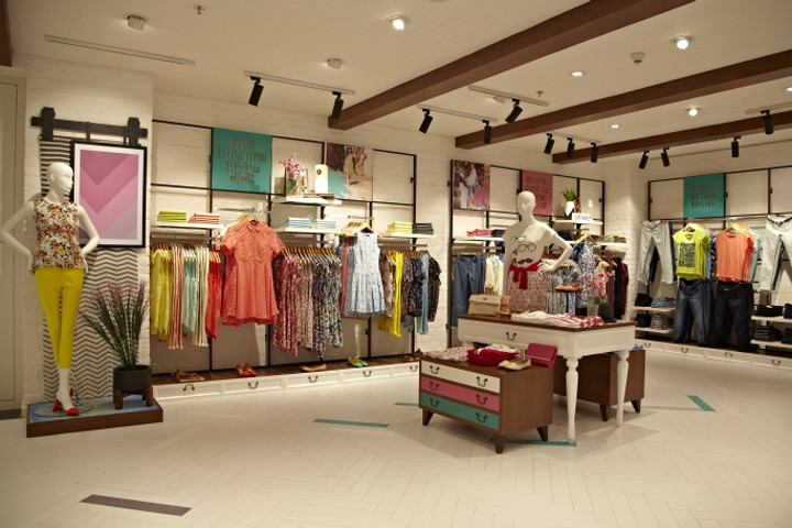 » Solly by Allen Solly Store by Restore, New Delhi – India