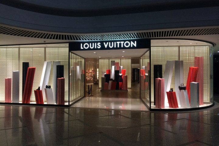 » Louis Vuitton Monogram Windows at Times Square, Hong Kong