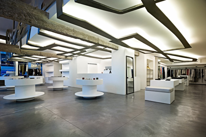 PIAFF Boutique by Batimat Architects Beirut Lebanon