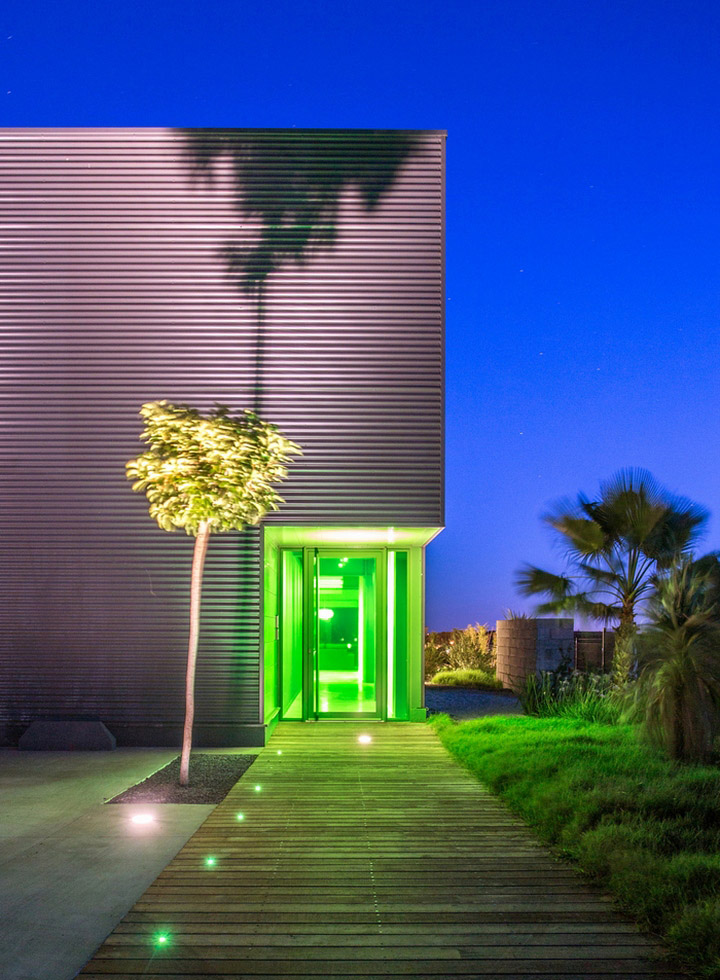 » Meamea Offices by Brengues Le Pavec Architects, Castries – France