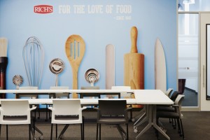 » Rich’s Offices by Straticom, Toronto – Canada