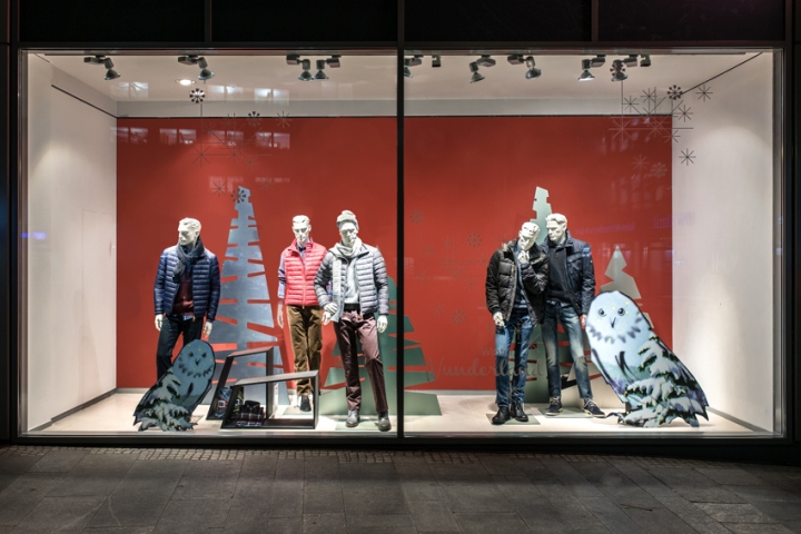 Modehaus Zinser XMAS 2015 Windows by DESIGNPLUS at Stores of the Zinser ...