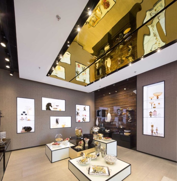 » Patchi chocolate shop at Boulevard by Lautrefabrique Architects