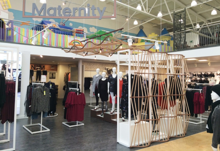 » Mothercare maternity zone by Global Display, UK