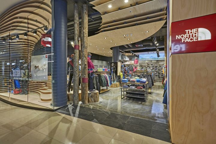 Aardbei vice versa luisteraar The North Face Chadstone store by CoMa, Melbourne – Australia