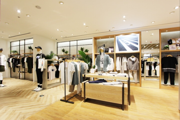 » Bosideng Fashion Store Interior by Ito Masaru Design