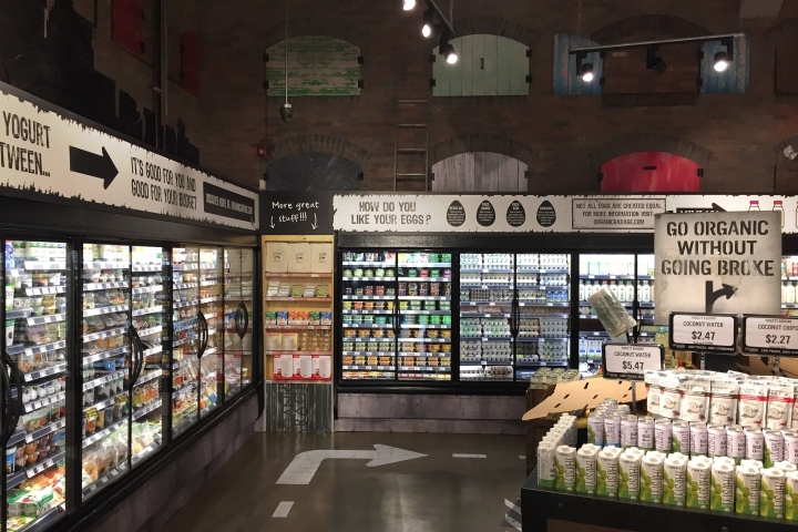 » Organic Garage flagship store by api(+), Toronto – Canada