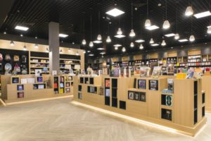 » Athena Book store by Balé Arquitetura, Brazil