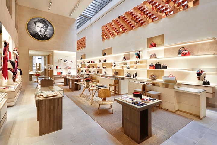 » Louis Vuitton Maison store by Peter Marino, Paris – France