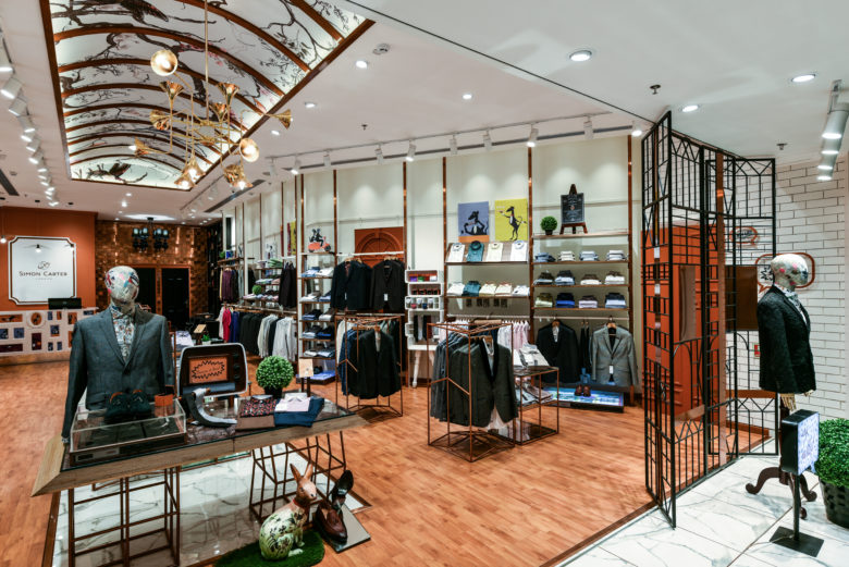 » Simon Carter | Design by 4dimensions Retail Design India