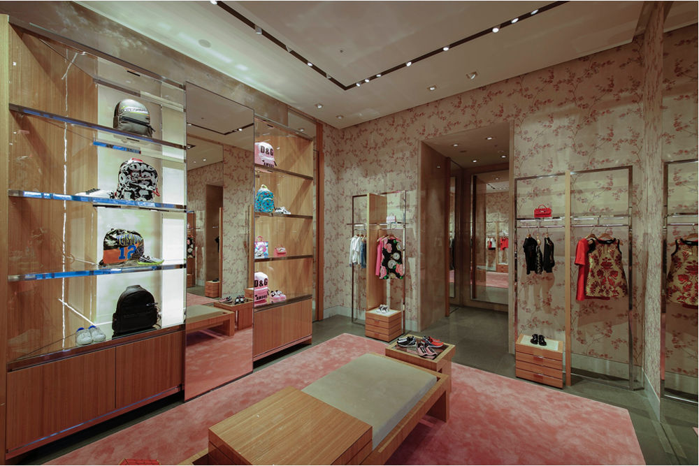 » Dolce & Gabbana flagship store