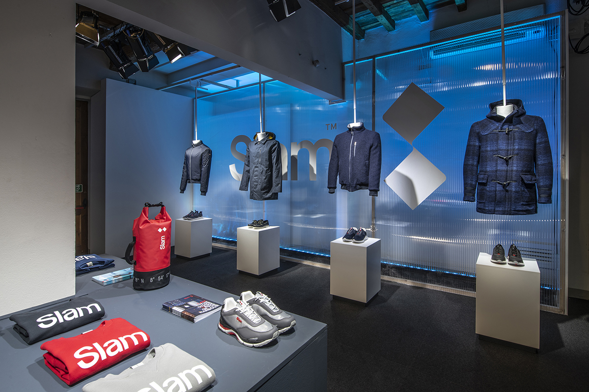 » Slam exhibit design by Wea / Pitti Uomo 95 / The voice of the sea