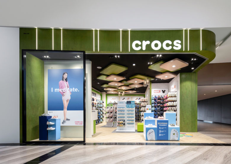 Crocs Jewel Changi Airport: Stepping 