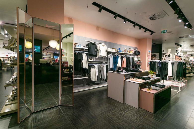 » NEW CONCEPT FOR NIKE IN COIN STORES | a feminine and elegant space