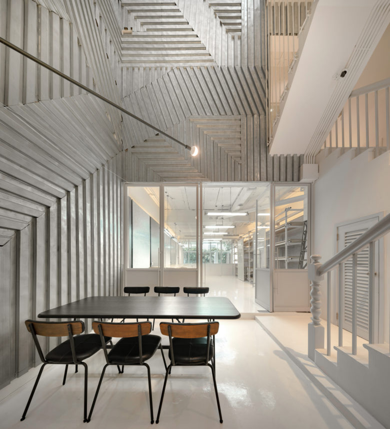 » WORKSHOP 53 By Ground Architects