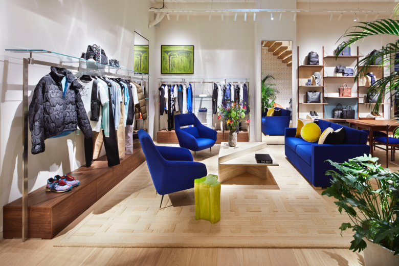 Louis Vuitton store relocation, St. Petersburg – Russia  Louis vuitton  store, Store design interior, Shop interior design