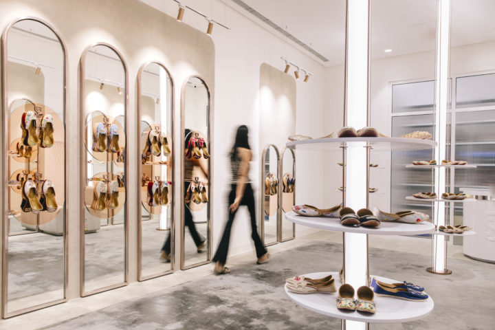 Fizzy Goblet Shoe Retail Interior by OCD (Office of Cognitive Design)