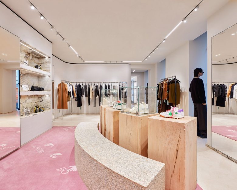 Off-White Hong Kong clothing store opens with Virgil Abloh