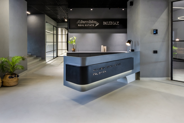 » Alembic Real Estate and Paushak Offices by The Crossboundaries
