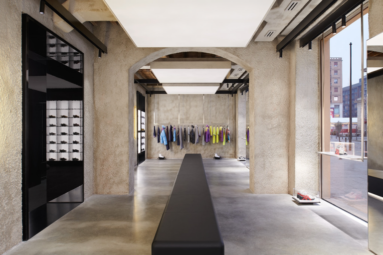 » Onitsuka Tiger flagship store