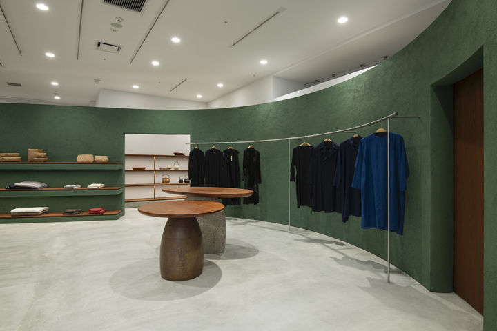 Jurgen Lehl + Babaghuri store by Case-Real